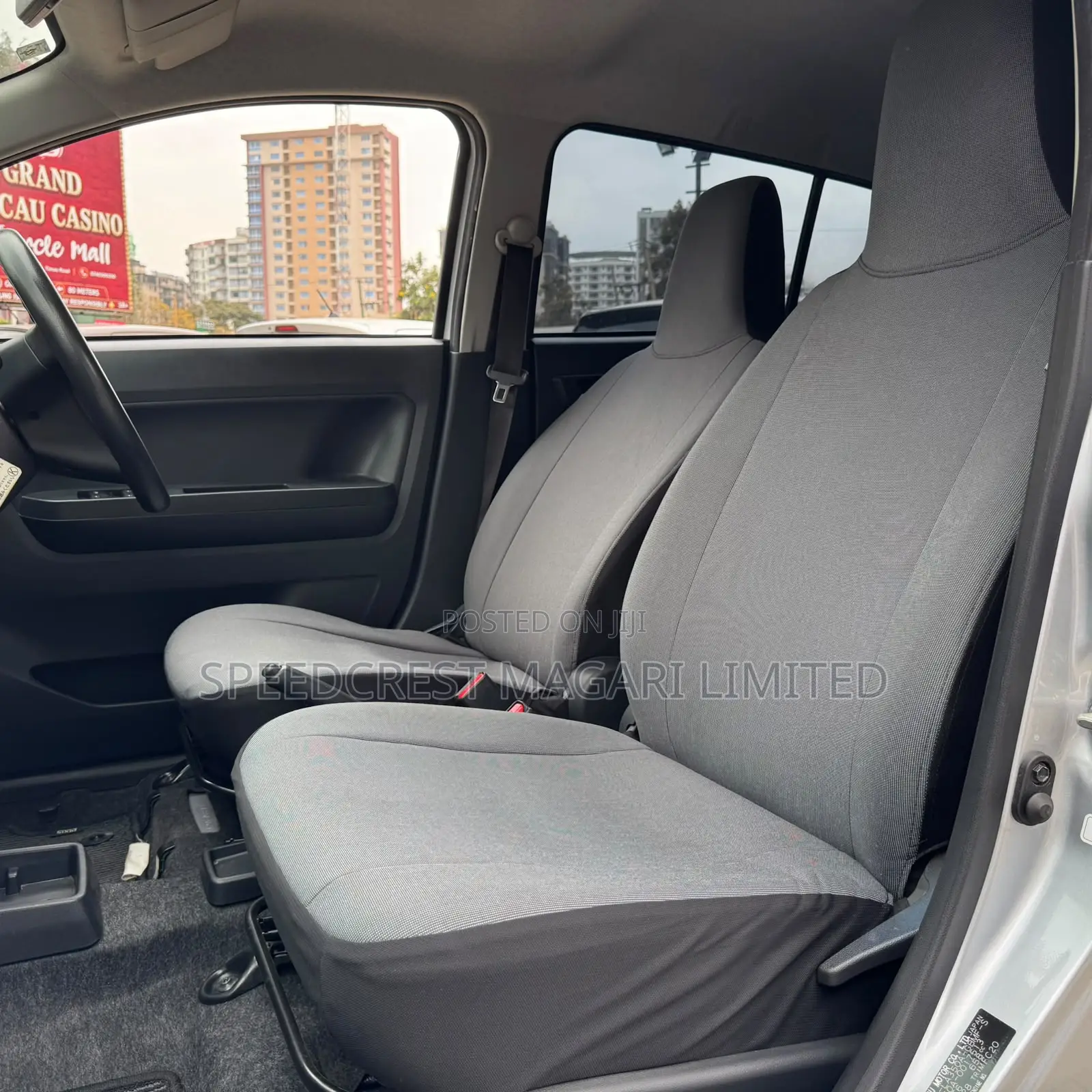 Toyota Pixis 2019 Silver