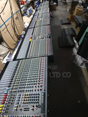 Allen Heath Gl2400-24-Channel Live Console Mixer