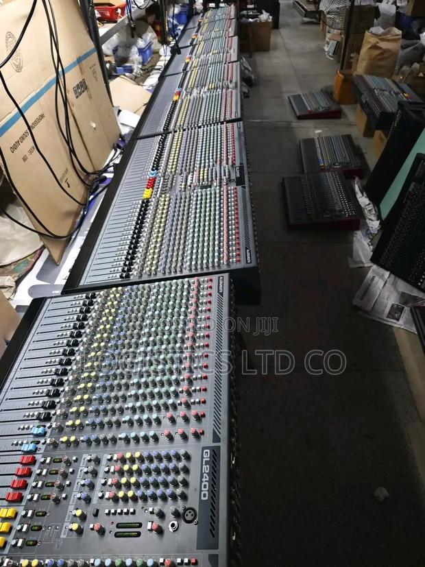 Allen Heath Gl2400-24-Channel Live Console Mixer