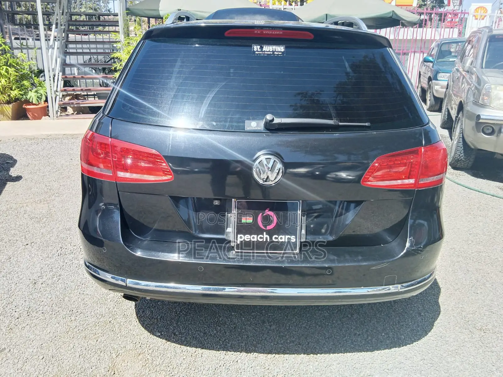 Volkswagen Passat 2011 Black