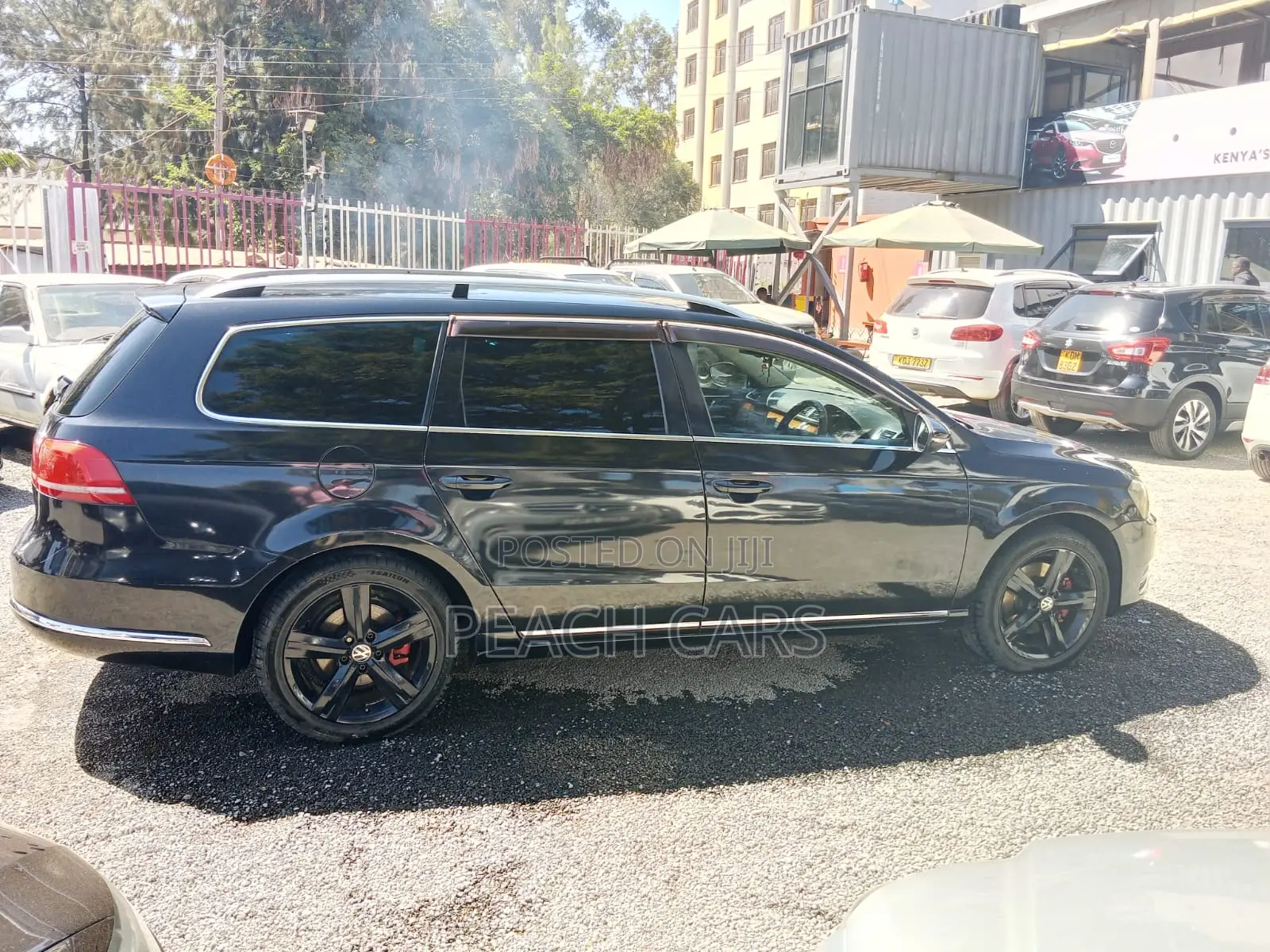 Volkswagen Passat 2011 Black