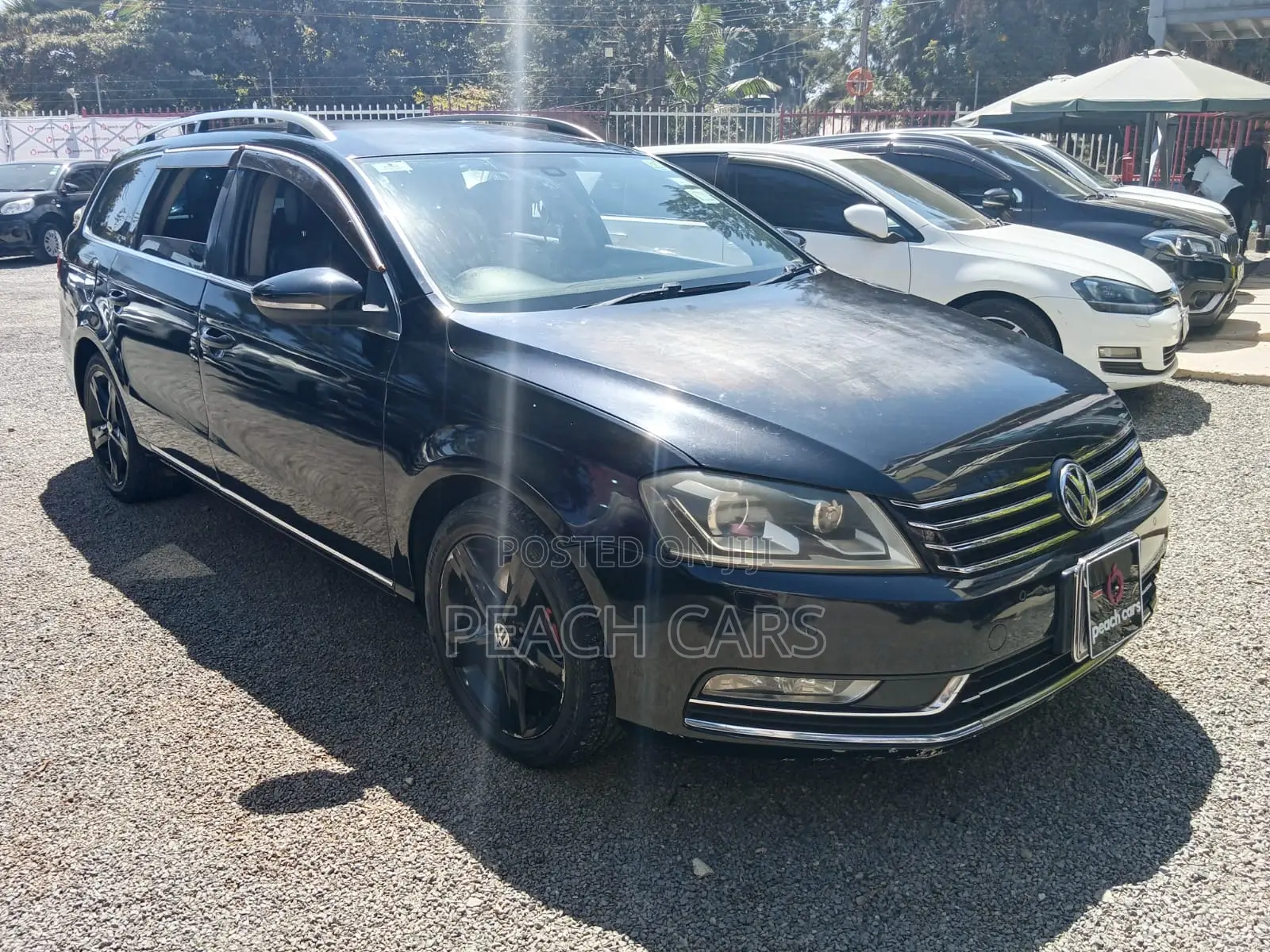 Volkswagen Passat 2011 Black