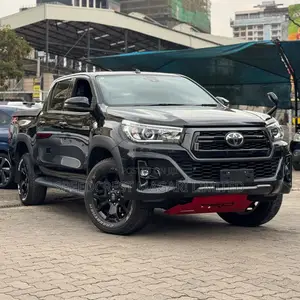 Toyota Hilux Revo Double Cab Deisel 2.4 AWD 2019 Black