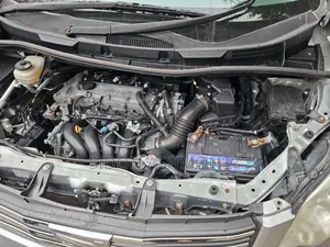 Toyota Noah 2014 Silver