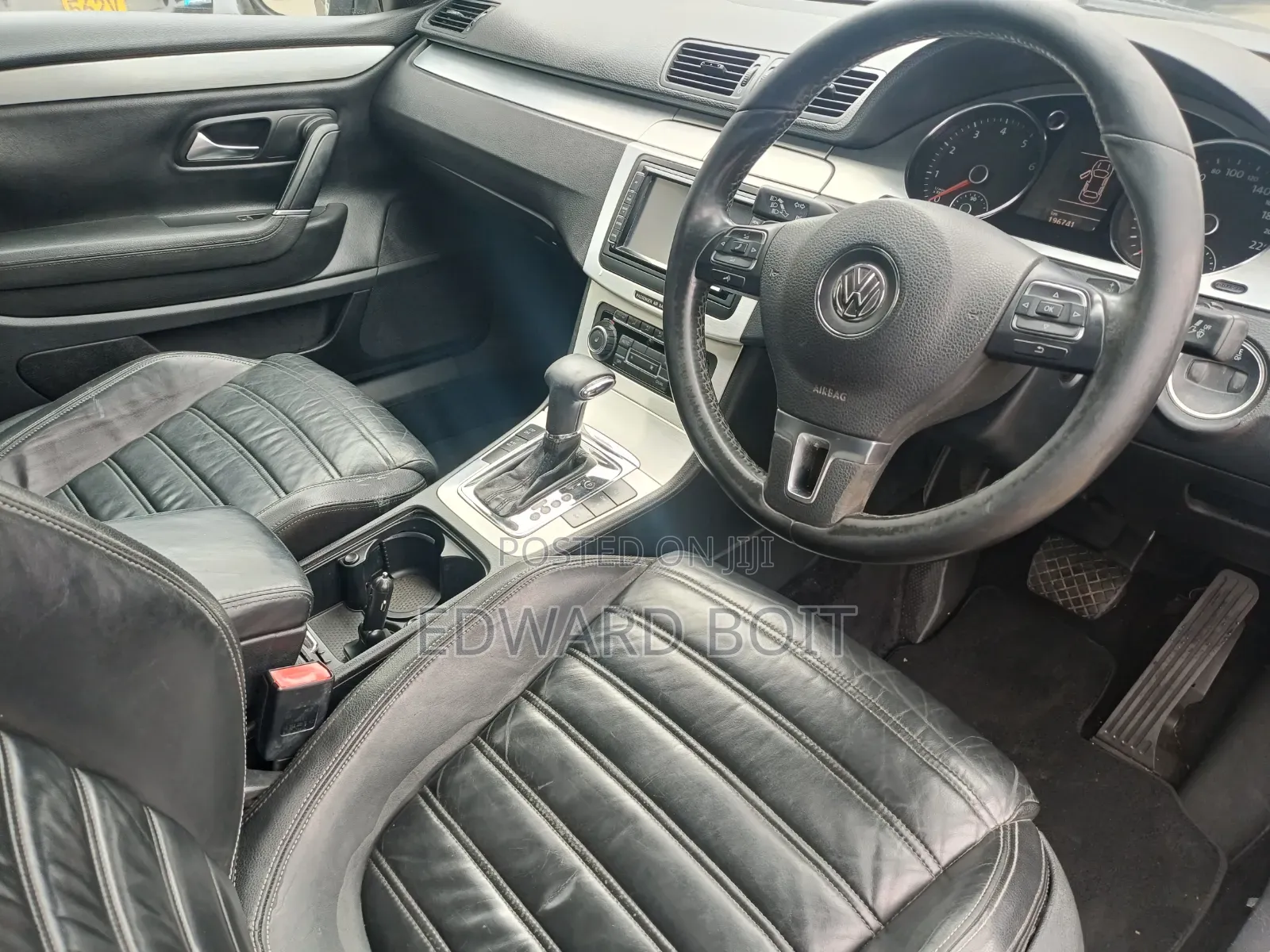 Volkswagen Passat 2010 Black