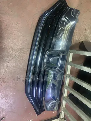 Honda Shuttle Grill 2018