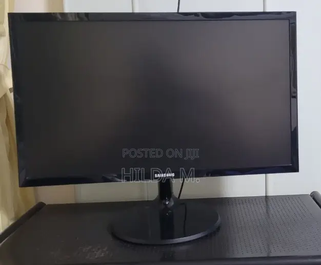 Samsung 22" Monitor (3 Months Old)