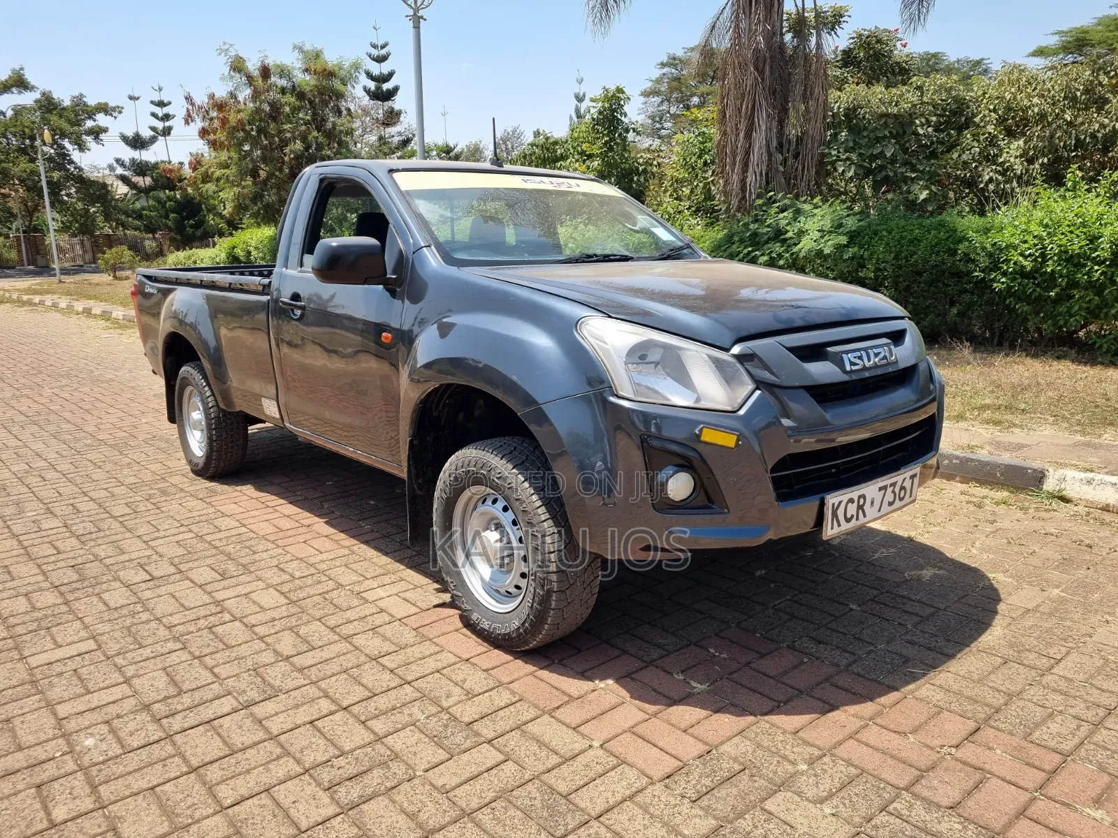 Isuzu D-MAX 2018 Gray