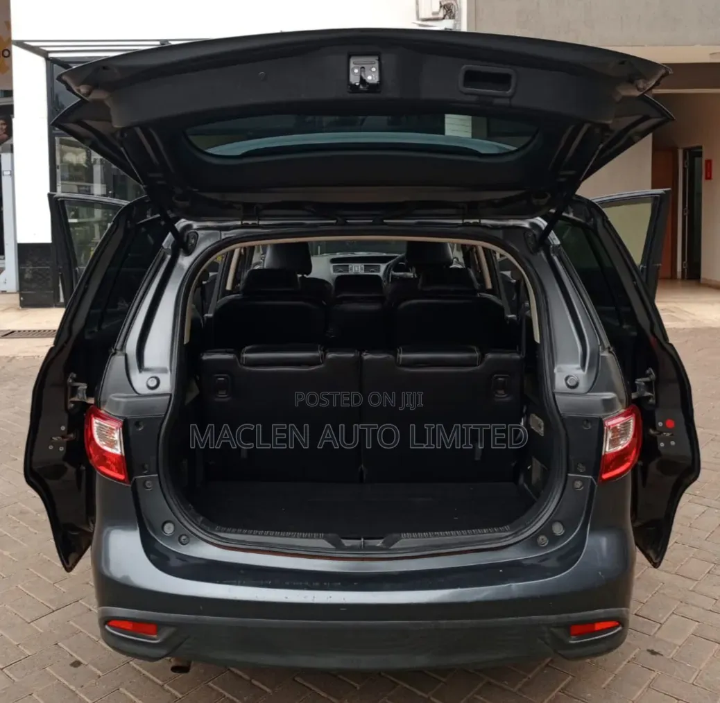Mazda Premacy 2012 Gray