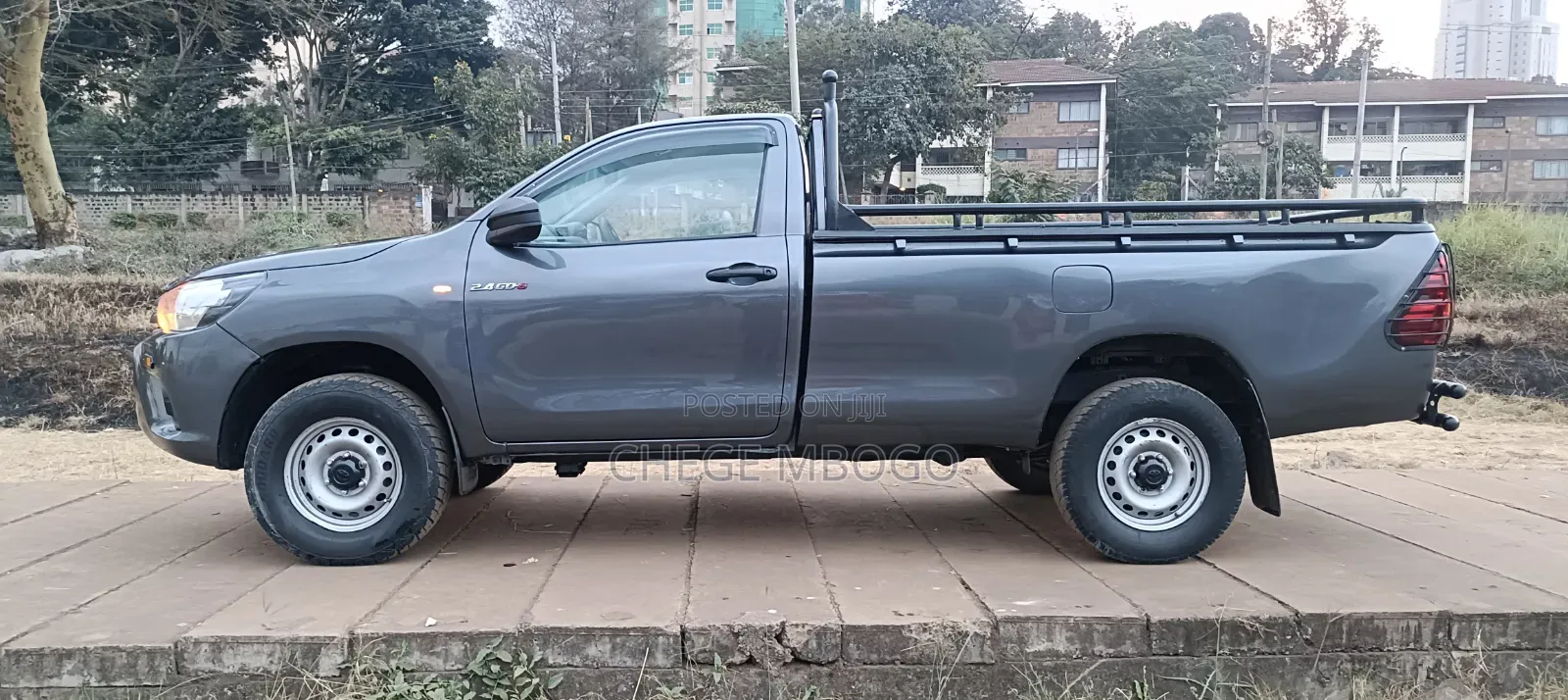 Toyota Hilux 2020 Gray