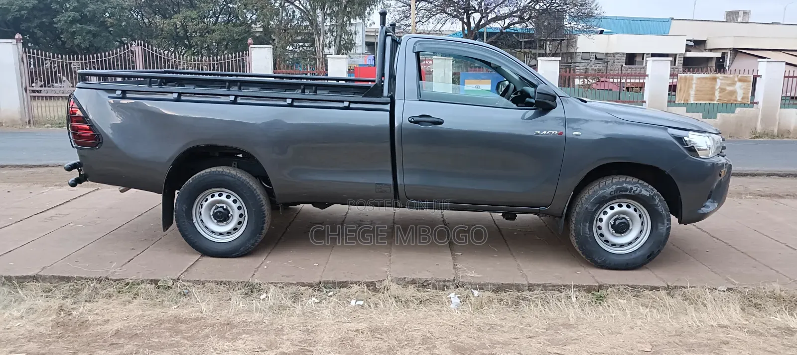 Toyota Hilux 2020 Gray
