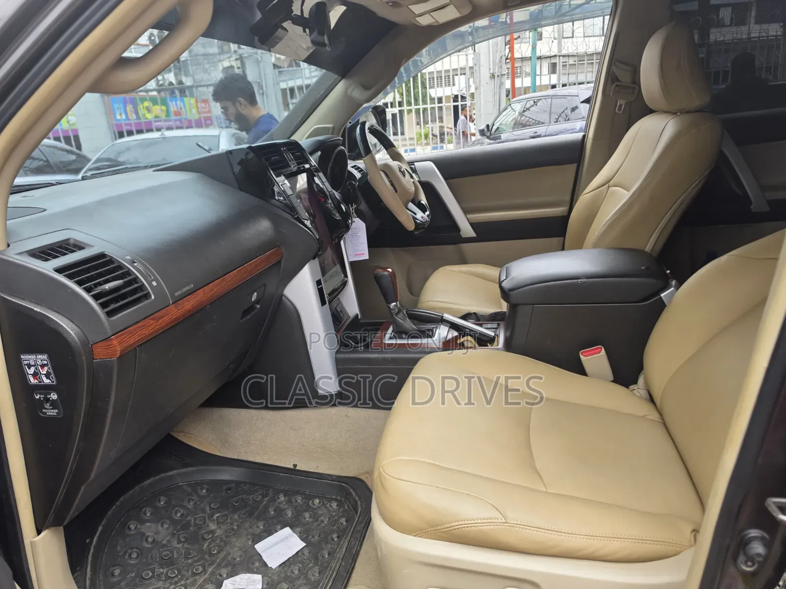 Toyota Land Cruiser Prado 2012 Gray