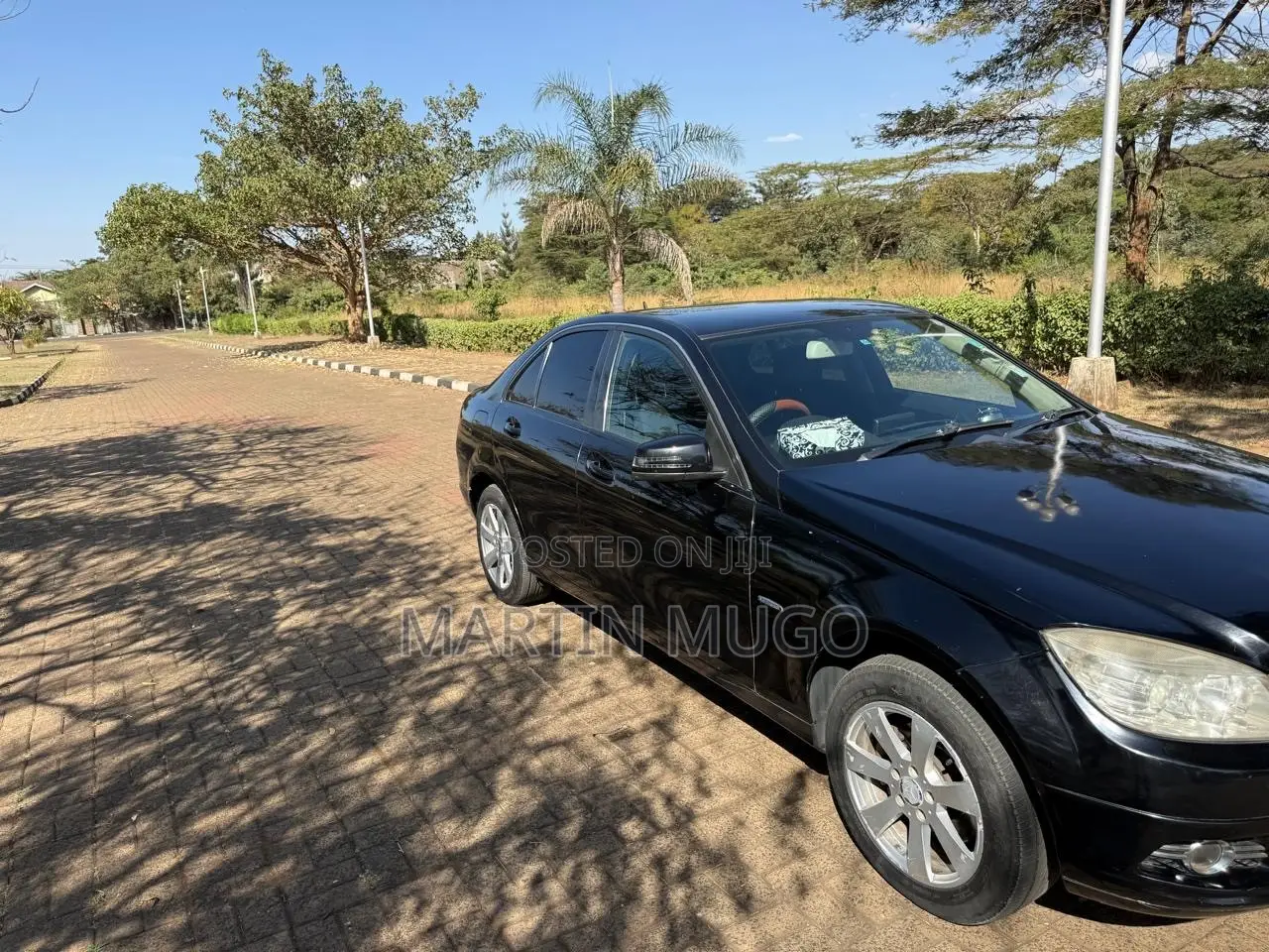 Mercedes-Benz C200 2010 Black