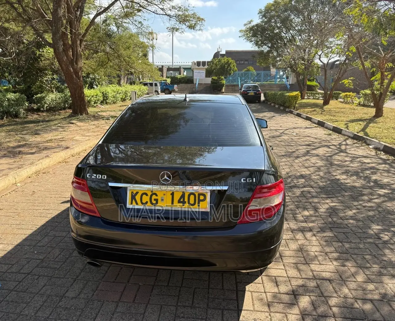 Mercedes-Benz C200 2010 Black