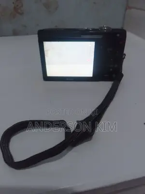 Nikon Coolpix S2700