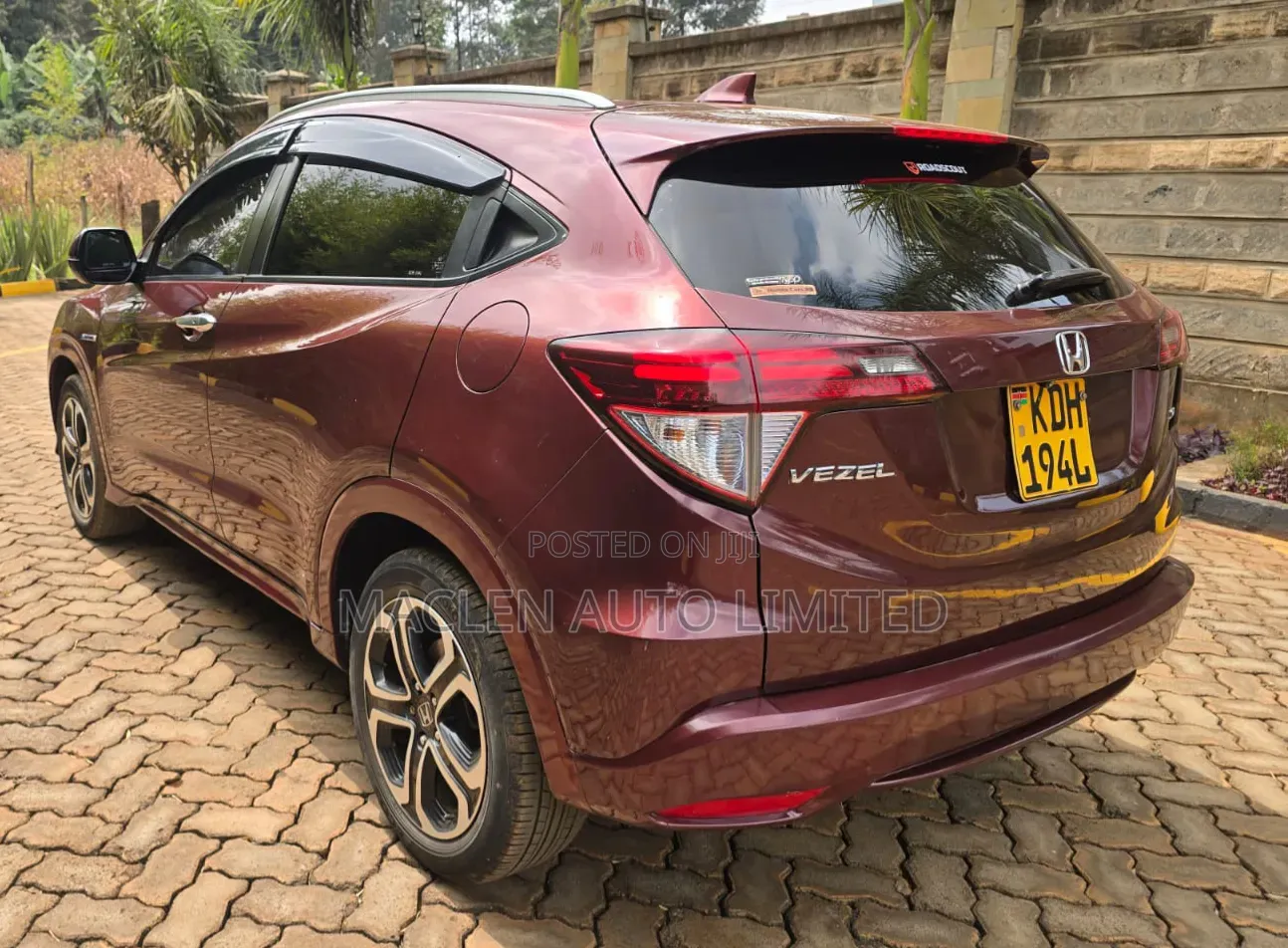 Honda Vezel 2015 Maroon