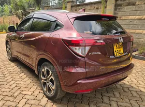 Honda Vezel 2015 Maroon