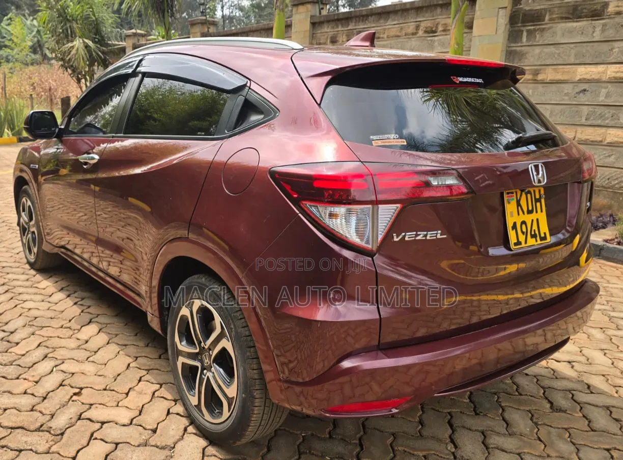 Honda Vezel 2015 Maroon