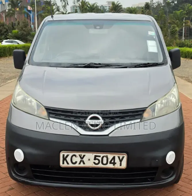 Nissan NV200 2012 Grey