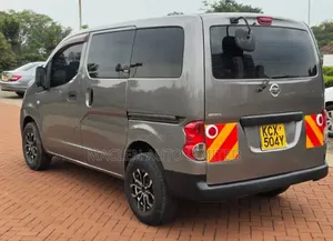 Nissan NV200 2012 Grey