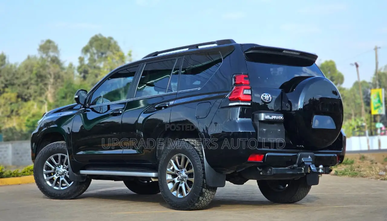 Toyota Land Cruiser Prado 2.8 2019 Black
