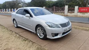 Toyota Crown 2011 Silver