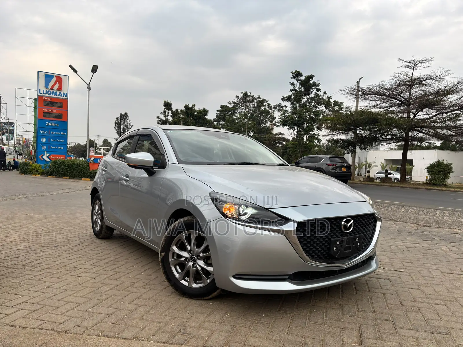 Mazda 2 2020 Silver