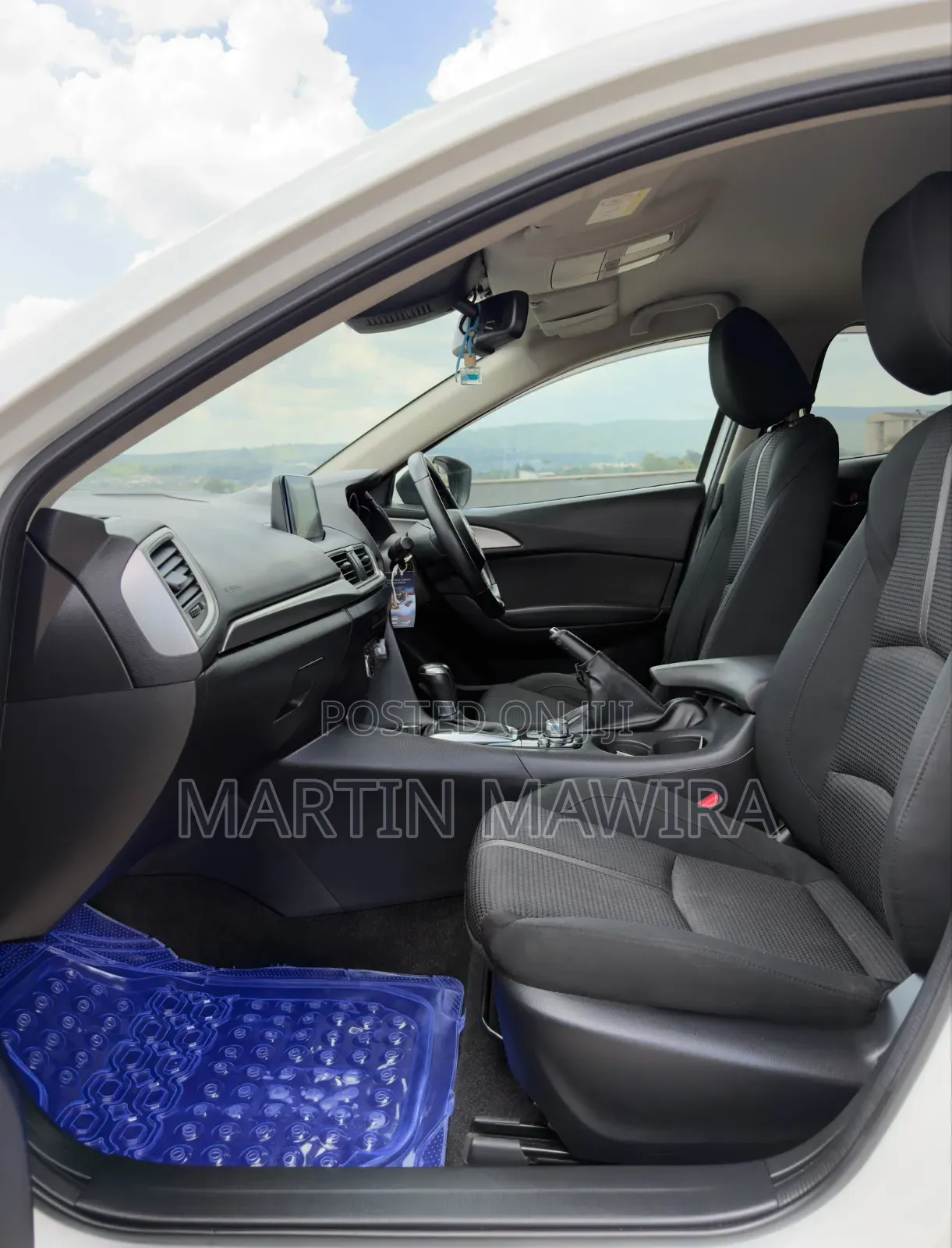 Mazda Axela 2018 White