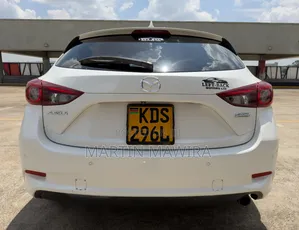 Mazda Axela 2018 White