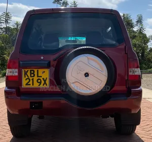 Mitsubishi Pajero IO 2003 Red