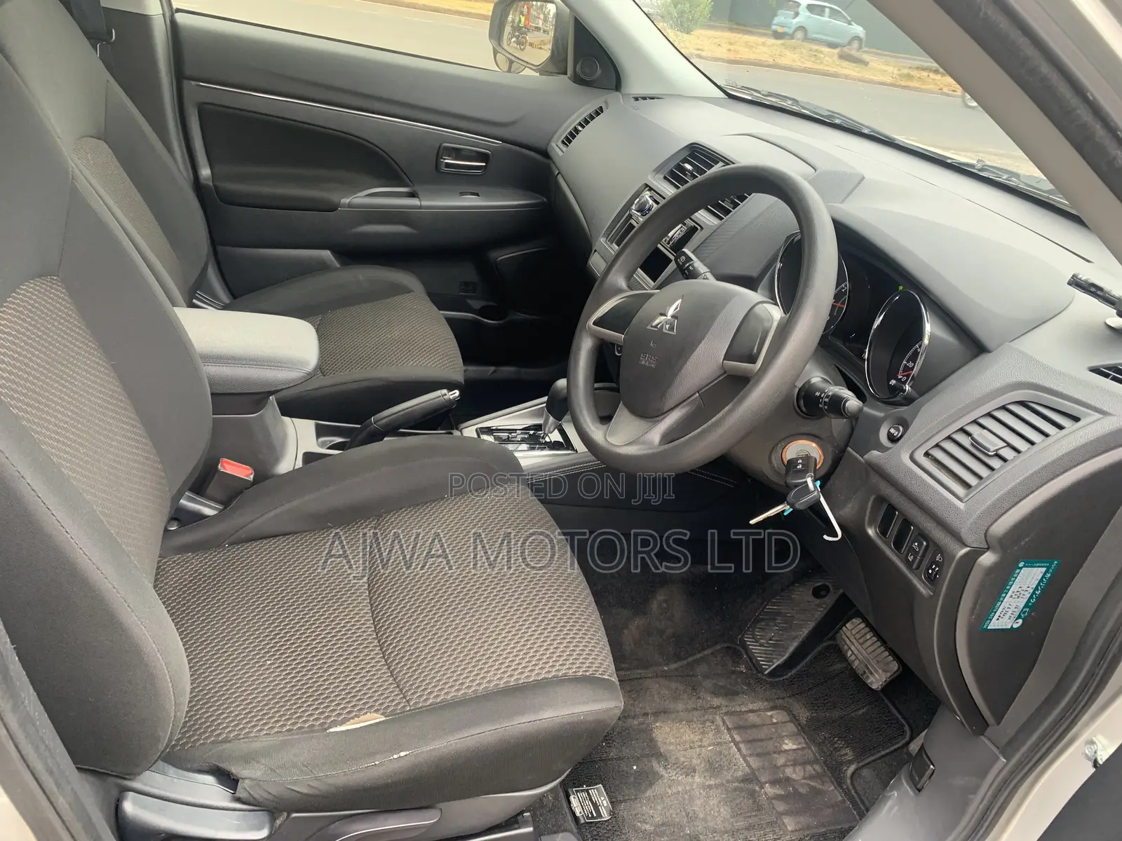 Mitsubishi RVR 2019 Silver