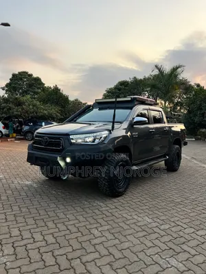 Toyota Hilux SR5 4x4 2019 Gray