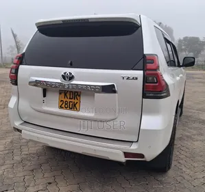Toyota Land Cruiser Prado 2019 White