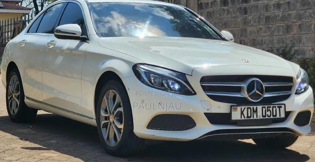 Mercedes-Benz C200 2016 White