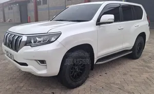 Toyota Land Cruiser Prado 2019 White