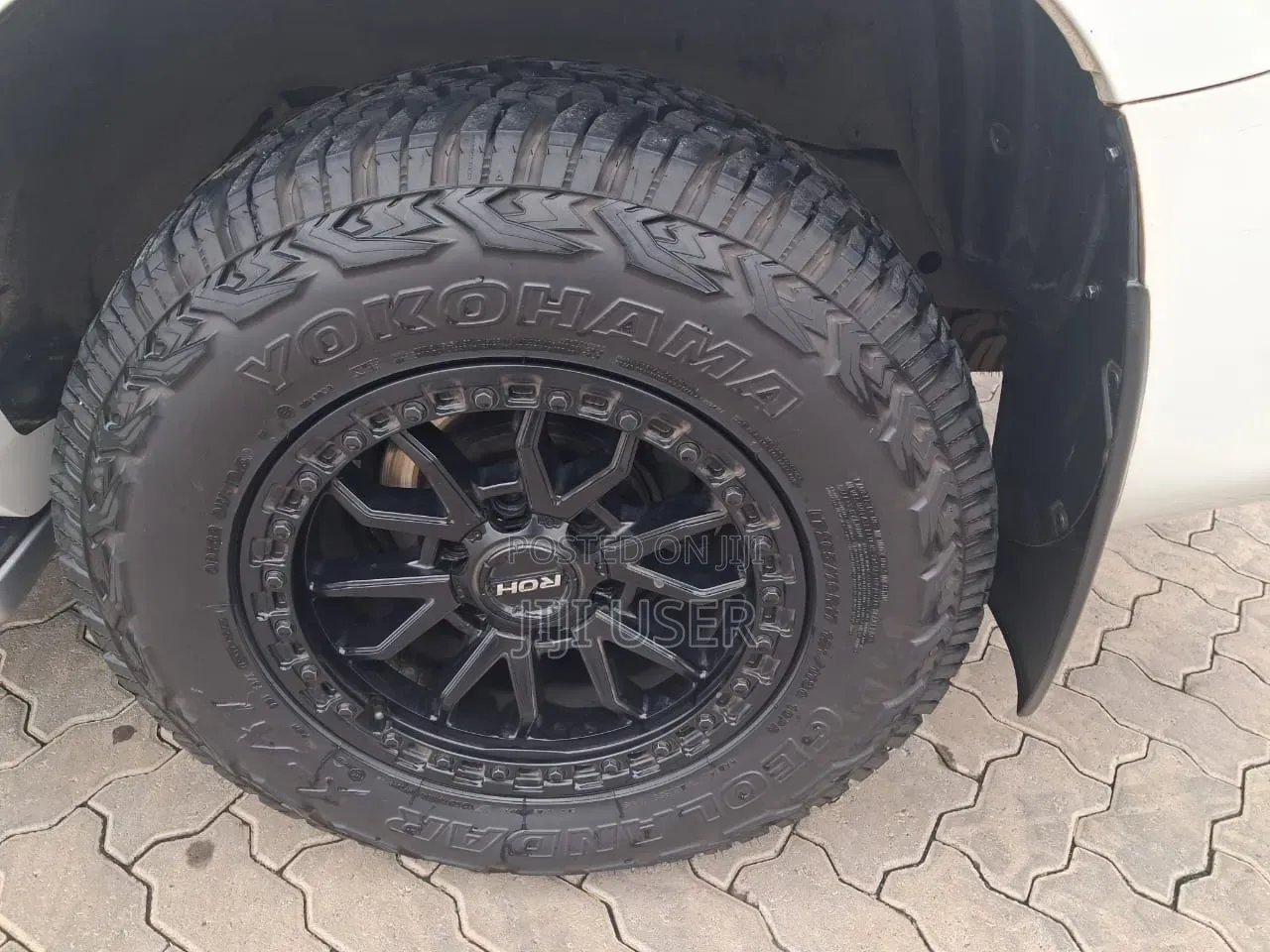 Toyota Land Cruiser Prado 2019 White