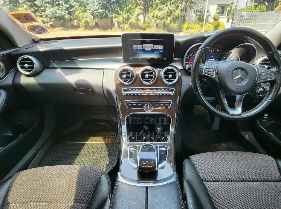 Mercedes-Benz C200 2016 White