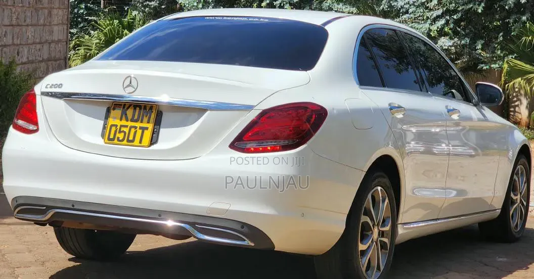Mercedes-Benz C200 2016 White