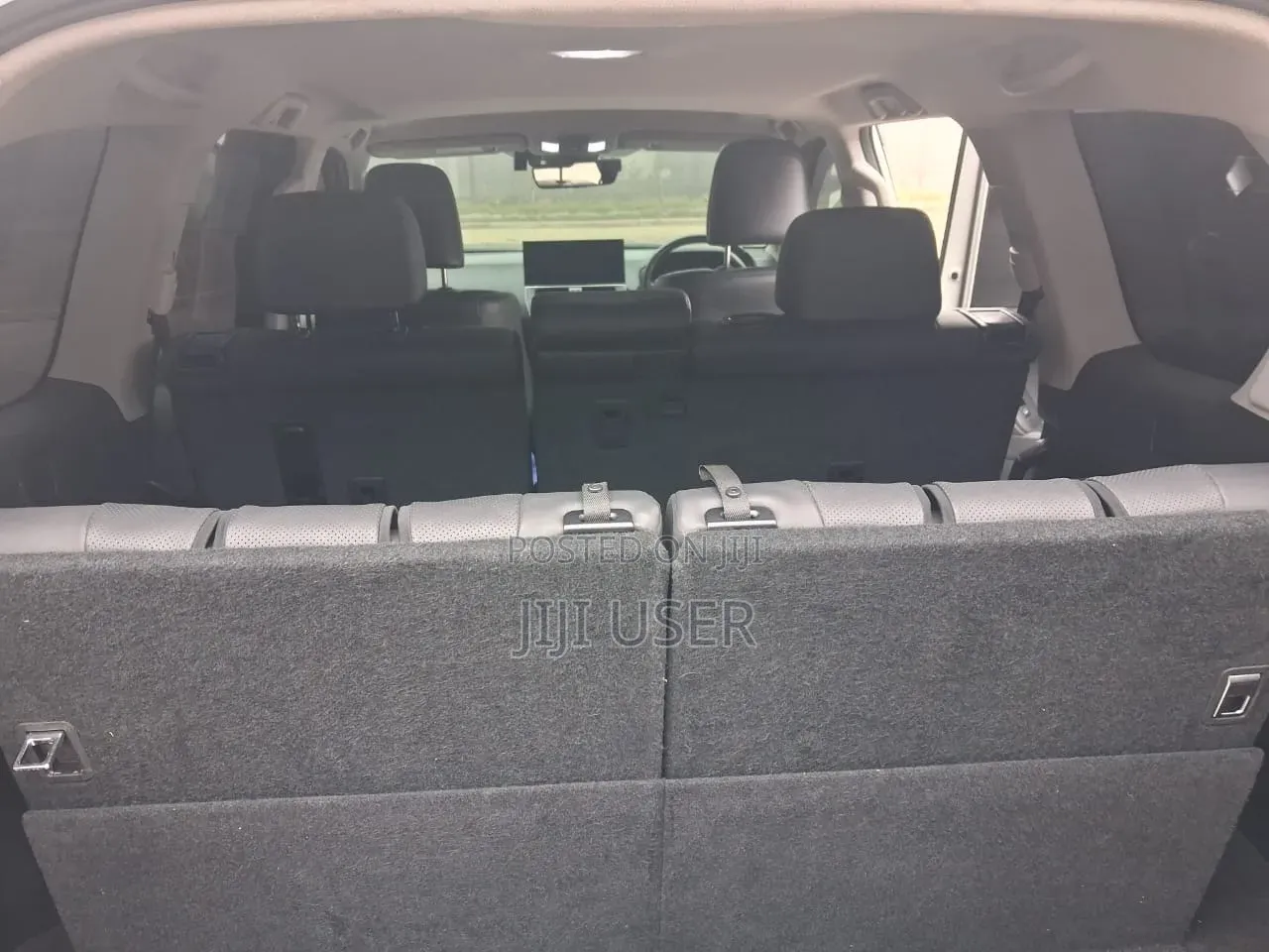 Toyota Land Cruiser Prado 2019 White
