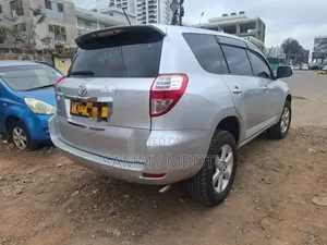 Toyota Vanguard 2008 Silver