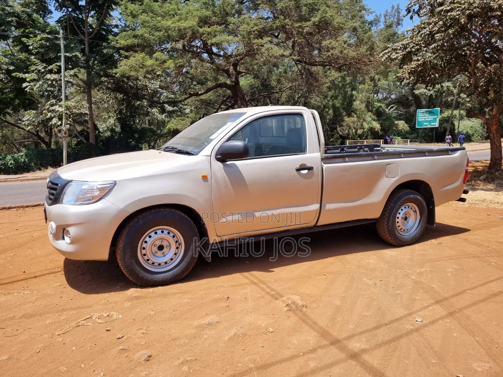 Toyota Hilux 2015 Gold