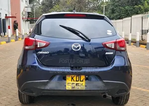 Mazda Demio 2016 Blue