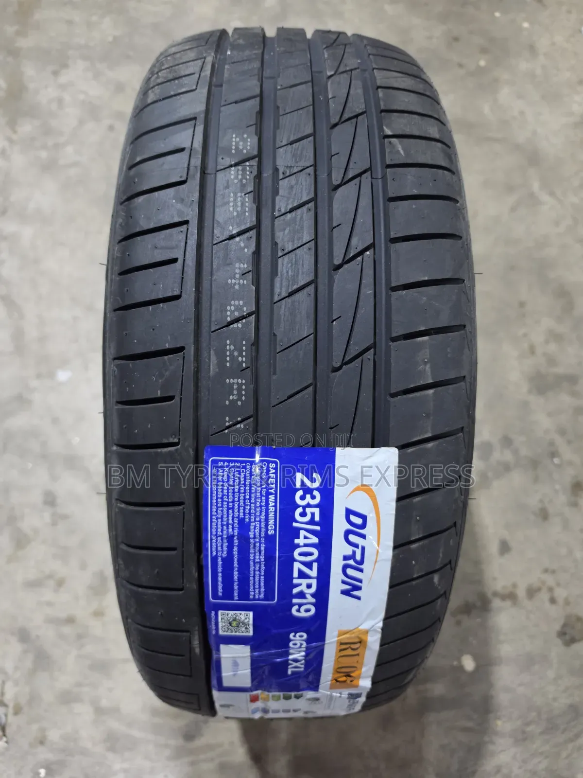 235 /40 R19 DURUN TIRES (New Technology)