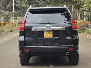 Toyota Land Cruiser Prado 2.8 2020 Black