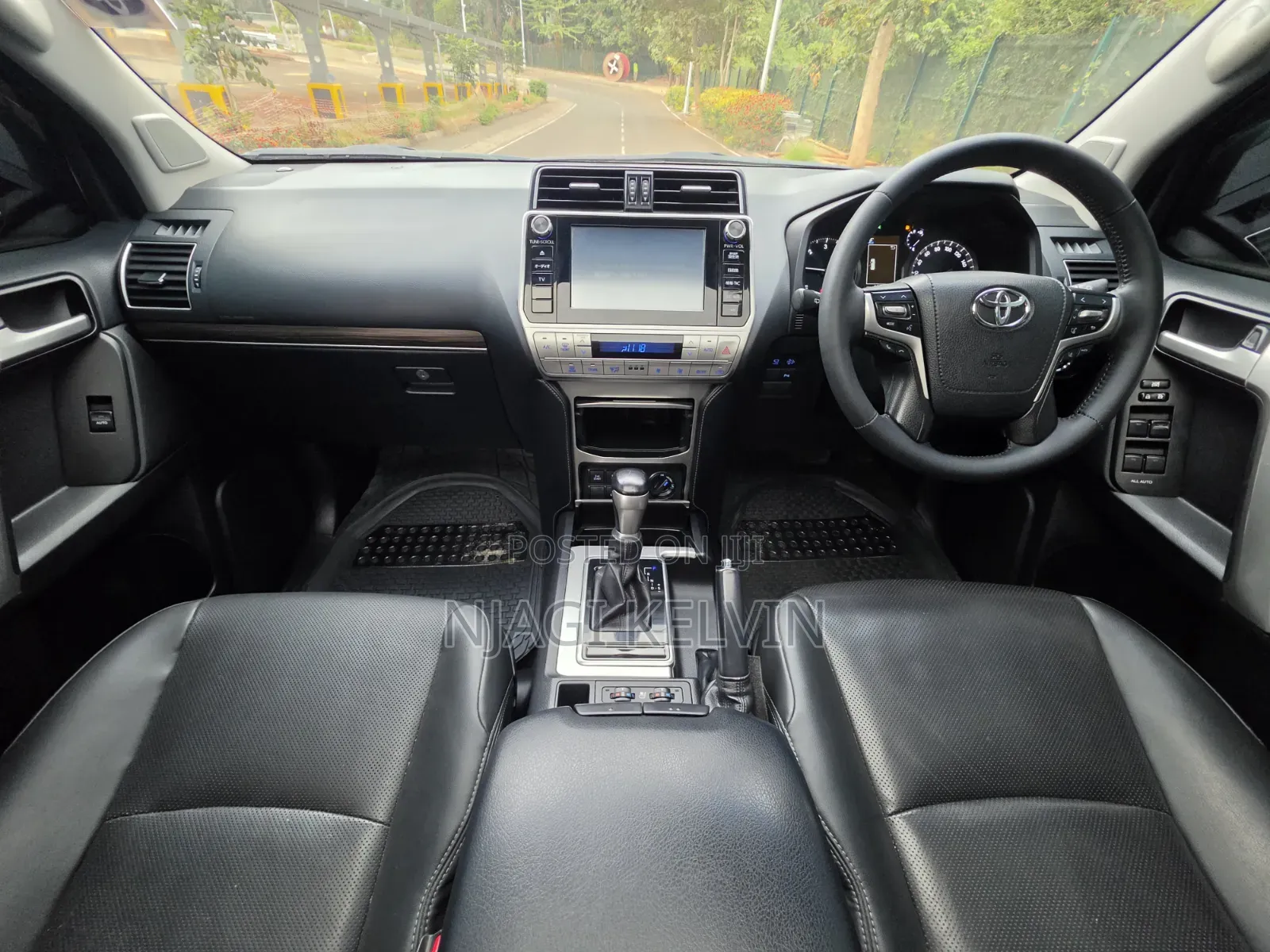 Toyota Land Cruiser Prado 2.8 2020 Black
