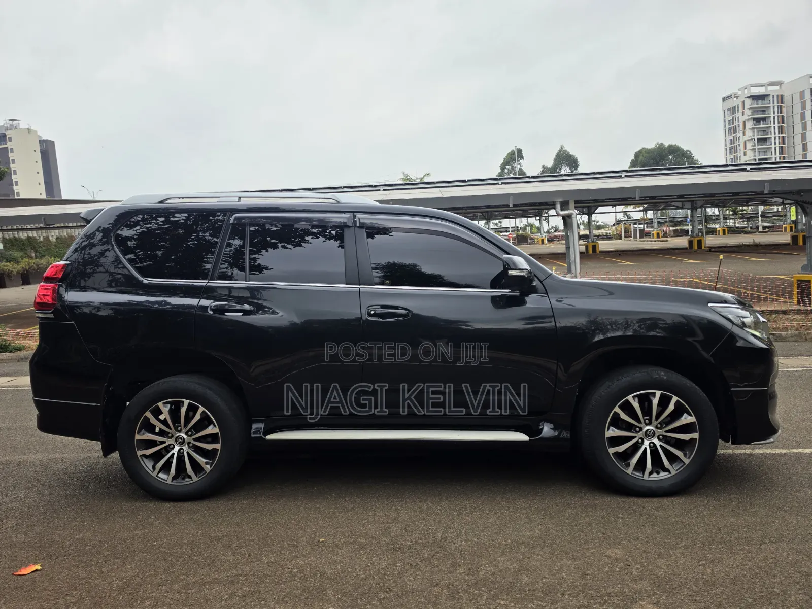 Toyota Land Cruiser Prado 2.8 2020 Black