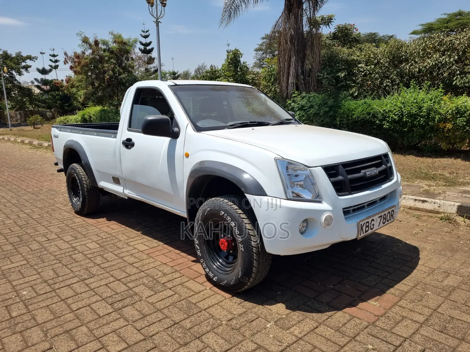 Isuzu D-MAX 2015 White