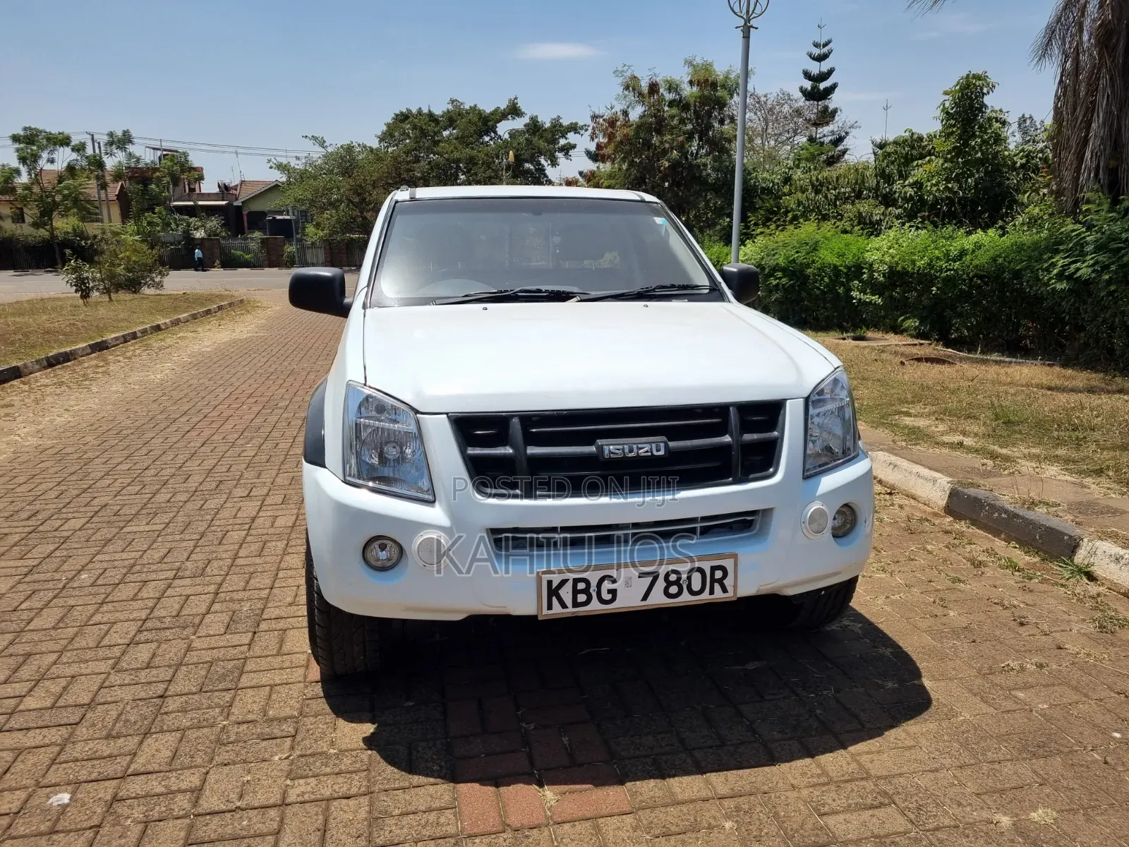 Isuzu D-MAX 2015 White