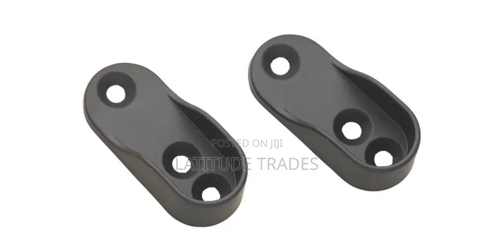 Black Oval Chrome Brackets