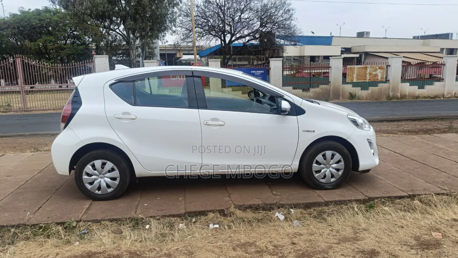 Toyota Aqua 2016 White